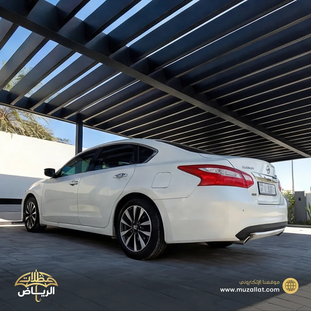 مظلات سيارات كلادينج 